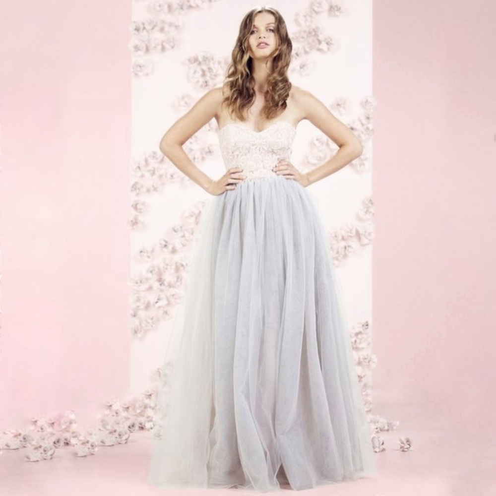 LC Lauren Conrad Ivory Lace Bodice with Light Gray Tulle Skirt Prom Dress